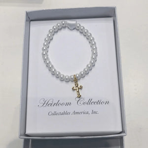 Stretchy Pearl Bracelet with Gold Cross