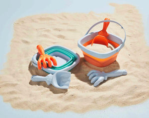 BLUE COLLAPSIBLE SAND BUCKET SET
