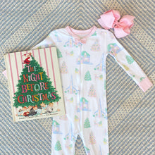 Noelle’s Night Nights Sleigh Bells and Pastels/Palm Beach Pink